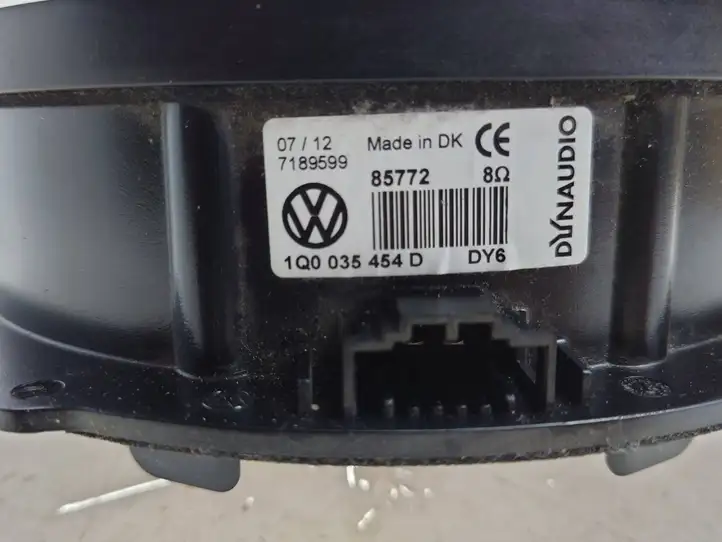 Volkswagen Touareg II (2010 - 2018) 1Q0035454D Динамики передних дверей — фото 3