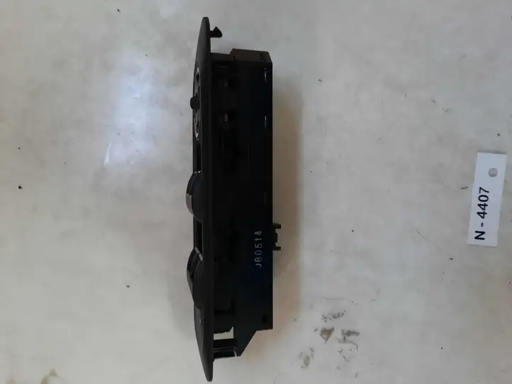Ford Mondeo MK IV (2007 - 2014) 7S7T14A132AB Блок кнопок стеклоподъемников — фото 3