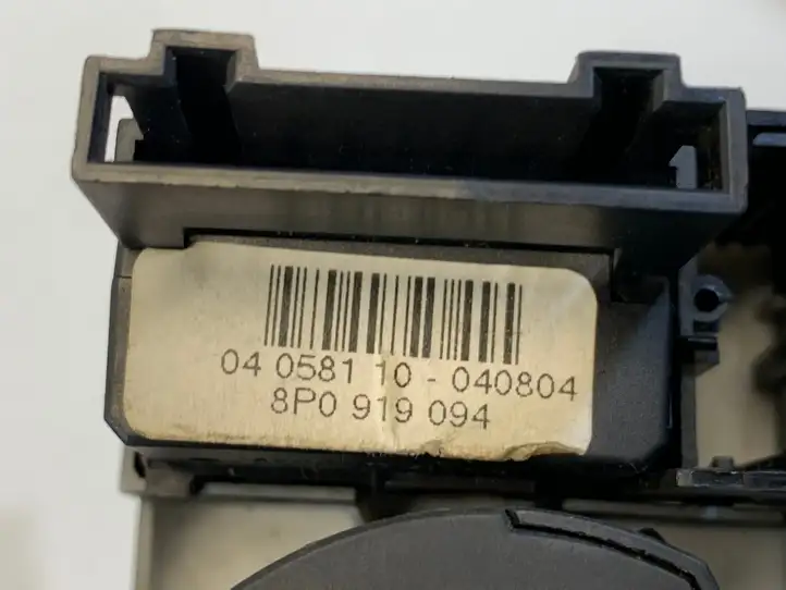 Audi A3/S3 8P (2004 - 2008) 8P1941531A Включатель фонарей — фото 2