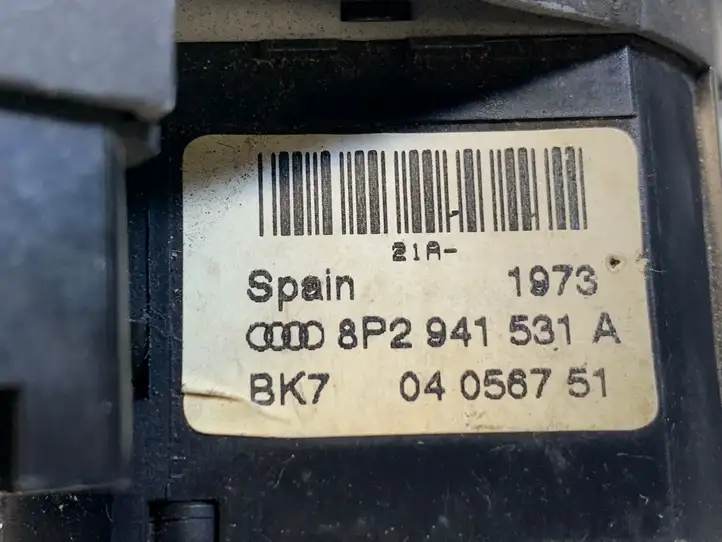 Audi A3/S3 8P (2004 - 2008) 8P2941531A Включатель фонарей — фото 2