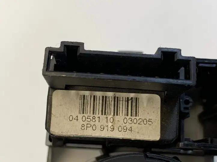 Audi A3/S3 8P (2004 - 2008) 8P2941531A Включатель фонарей — фото 3