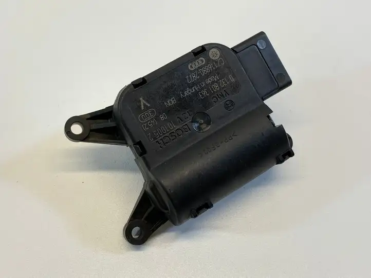 Volkswagen PASSAT B6 (2005 - 2010) 0132801363 Двигатель задвижки потока воздуха — фото 1