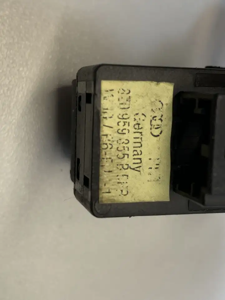 Audi A3/S3 8P (2004 - 2008) 8Z0959855B Кнопка стеклоподъемников — фото 2