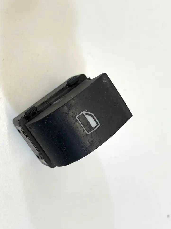 Audi A3/S3 8P (2004 - 2008) 8Z0959855B Кнопка стеклоподъемников — фото 1