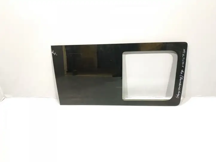 Volkswagen Transporter-Caravelle (2003 - 2009)   Основное стекло задних дверей