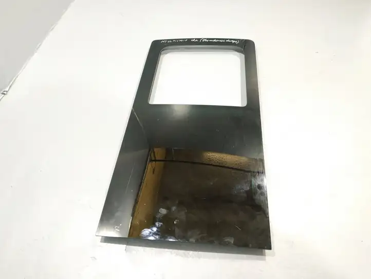 Volkswagen Transporter-Caravelle (2003 - 2009)   Основное стекло задних дверей