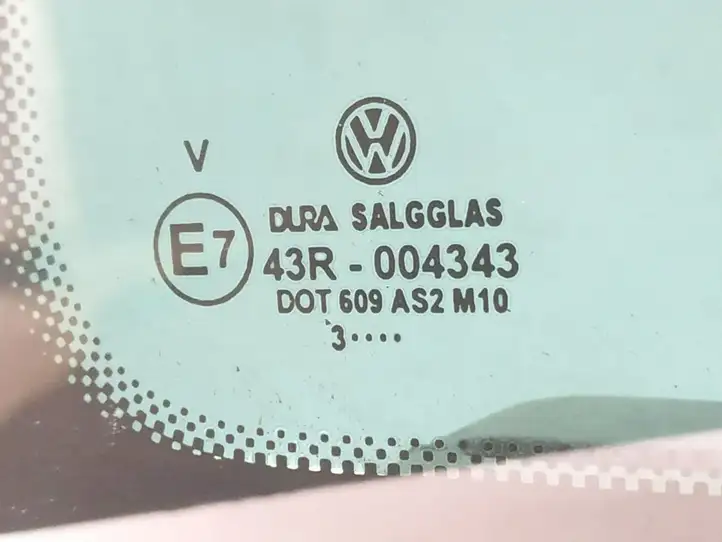 Volkswagen Transporter-Caravelle (2003 - 2009)   Основное стекло задних дверей