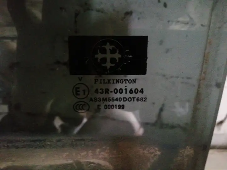 Land Rover Range Rover L322 (2005 - 2009) 43R001604 Стекло задней двери — фото 2