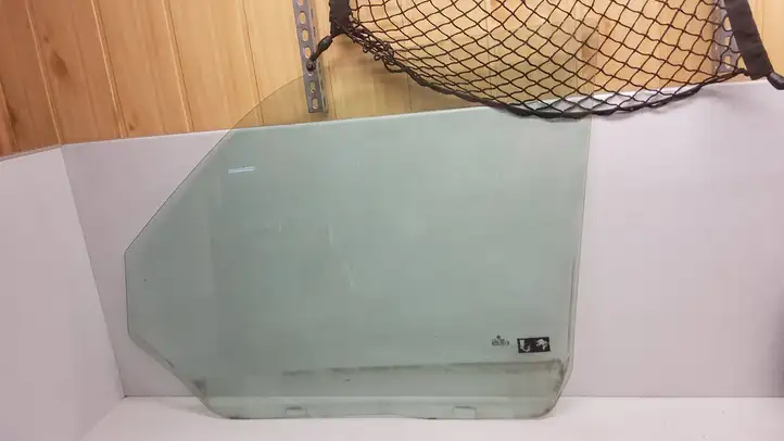 Volkswagen Transporter-Caravelle (2003 - 2009)   Основное стекло передних дверей (четырехдверного автомобиля)