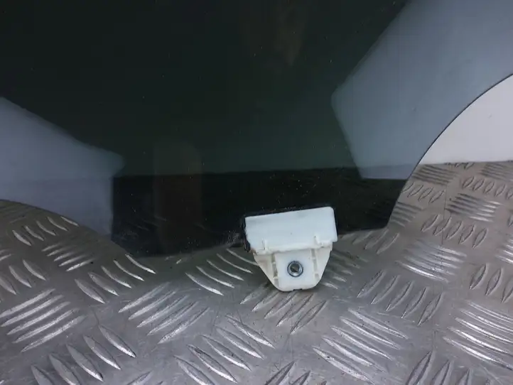 Mazda 6. (2012 - 2015)  43R00123 Основное стекло задних дверей