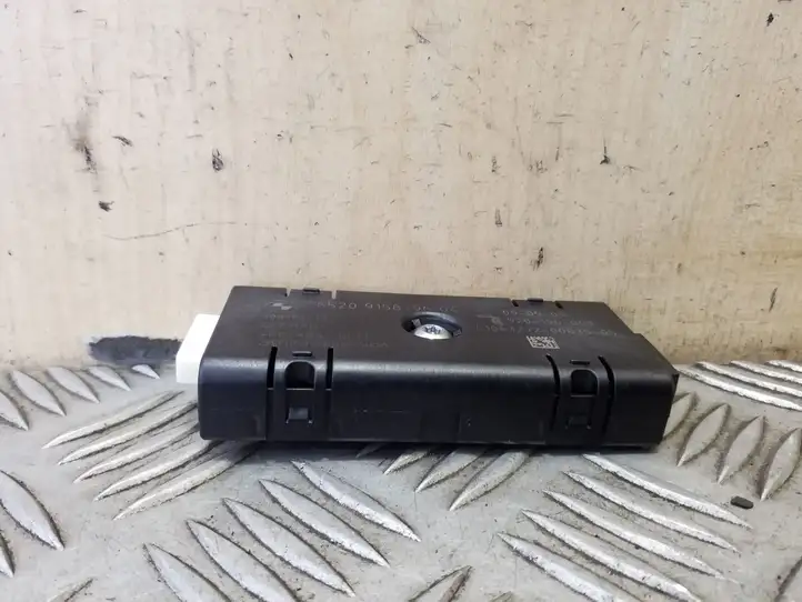 BMW 5 GT F07 (2010 - 2017)  6520915879604 Усилитель антенны