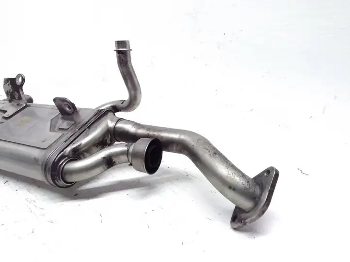 Mercedes-Benz C W204 (2007 - 2014)  A6421401175 Охладитель EGR