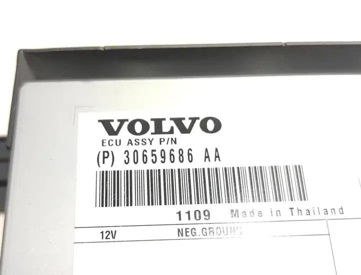 Volvo V70 (2007 - 2013) 30659686AA Усилитель звука — фото 5