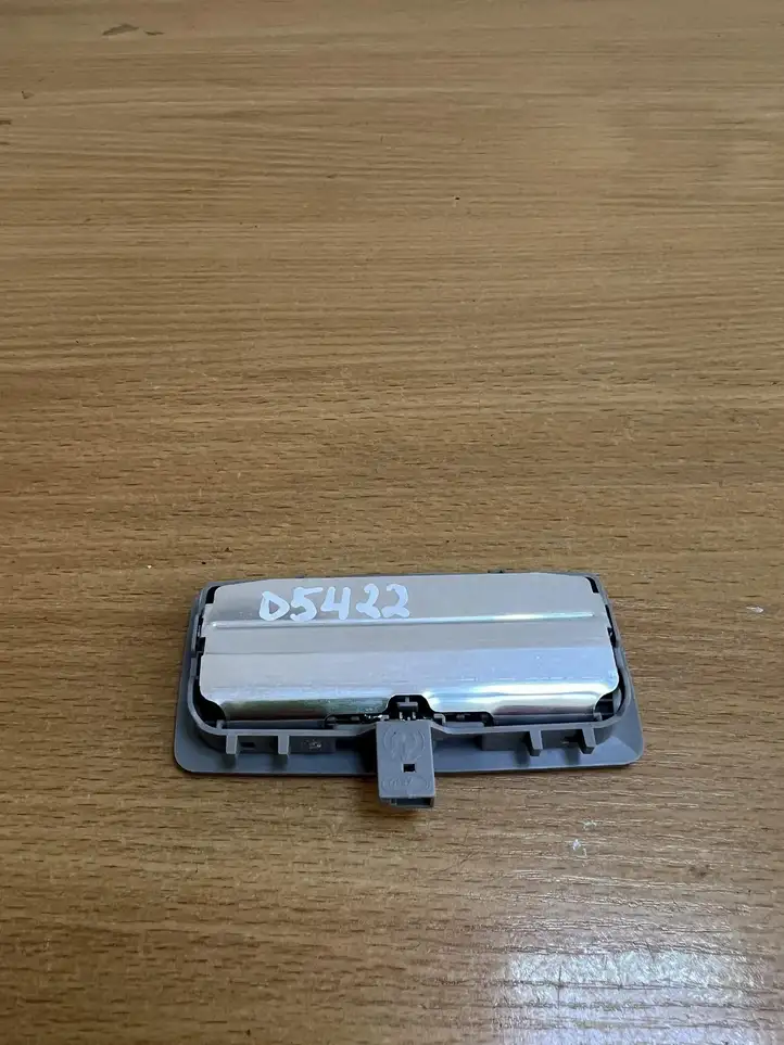 BMW X5 E70 (2006 - 2013)  53319163766 Другая деталь салона