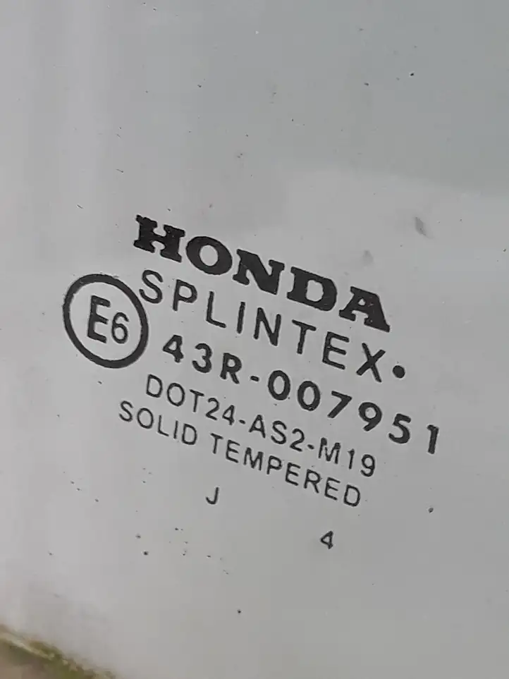 Honda CR-V (2001 - 2004) AS2 Стекло задней двери — фото 2
