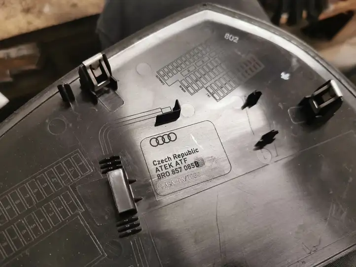 Audi Q5 SQ5 (2012 - 2017) 8R0857085B Боковая отделка панели приборов — фото 3