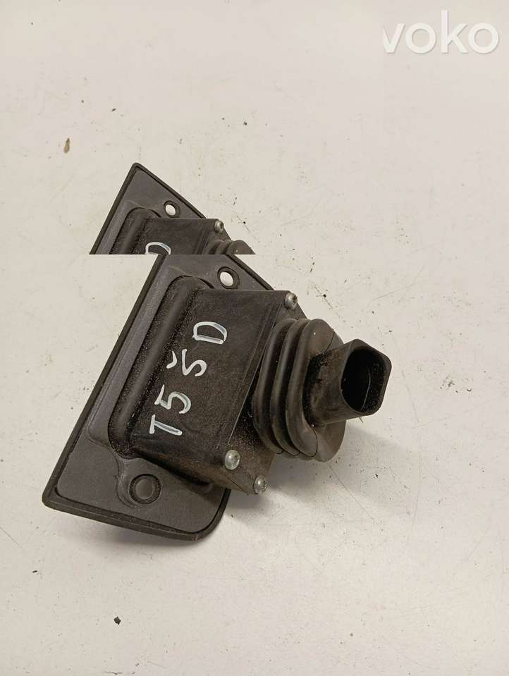 Volkswagen Transporter-Caravelle (2003 - 2009)  7H0907438 Контактное соединение дверей