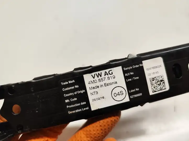 Audi A4 S4 B9 (2015 - 2019) 4M0857819 Регулятор ремня безопасности — фото 3