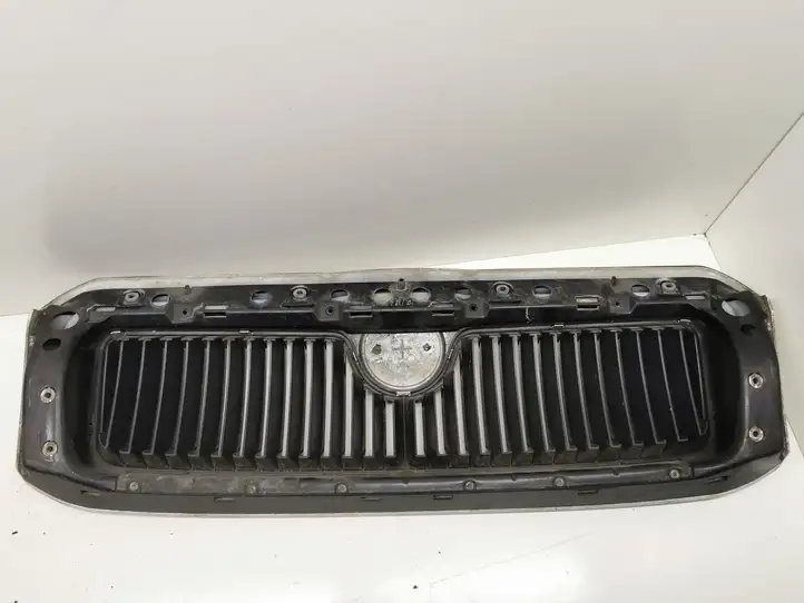 Skoda Octavia Mk1 (1U) (1996 - 2004) 1U0853651E Передняя решетка — фото 2