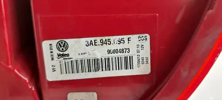 Volkswagen PASSAT B7 (2011 - 2014) 3AE945095F Задний фонарь в кузове — фото 3