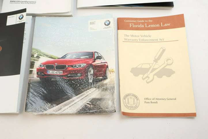 BMW 3 F30 F35 F31 (2012 - 2018)   Сервисная книжка