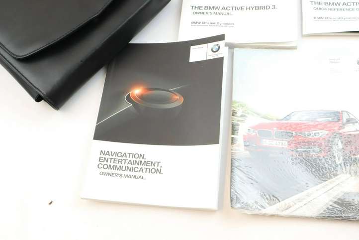 BMW 3 F30 F35 F31 (2012 - 2018)   Сервисная книжка
