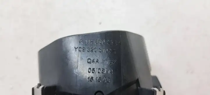 Mercedes-Benz CLA C117,X117,W117 (2013 - 2019) A1178300354 Центральный воздушный дефлектор — фото 3