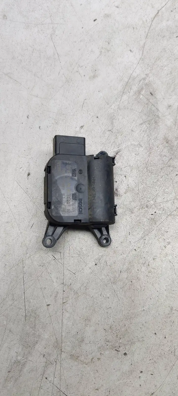 Volkswagen Touran I (2003 - 2010) 1k0907511 Двигатель задвижки потока воздуха — фото 1