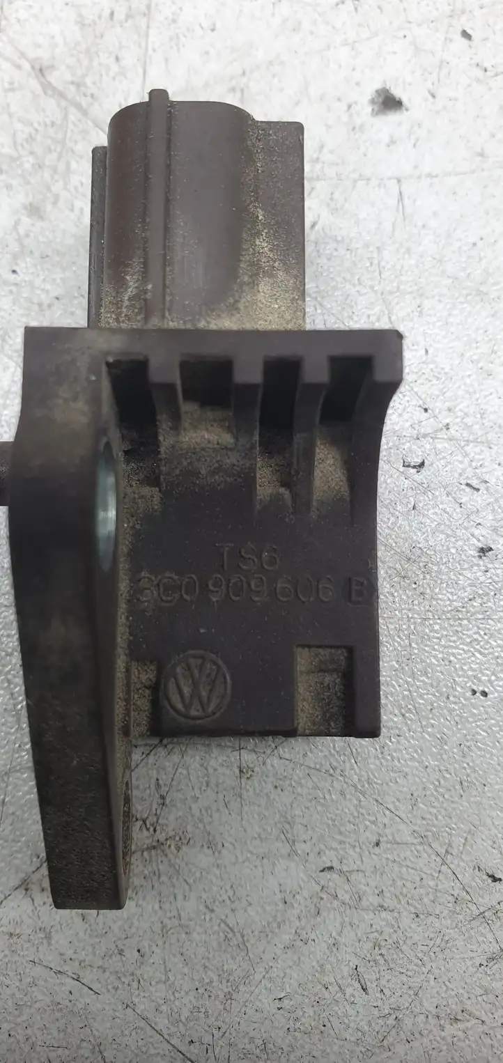 Volkswagen PASSAT B6 (2005 - 2010) 3C0909606B Датчик удара SRS — фото 4