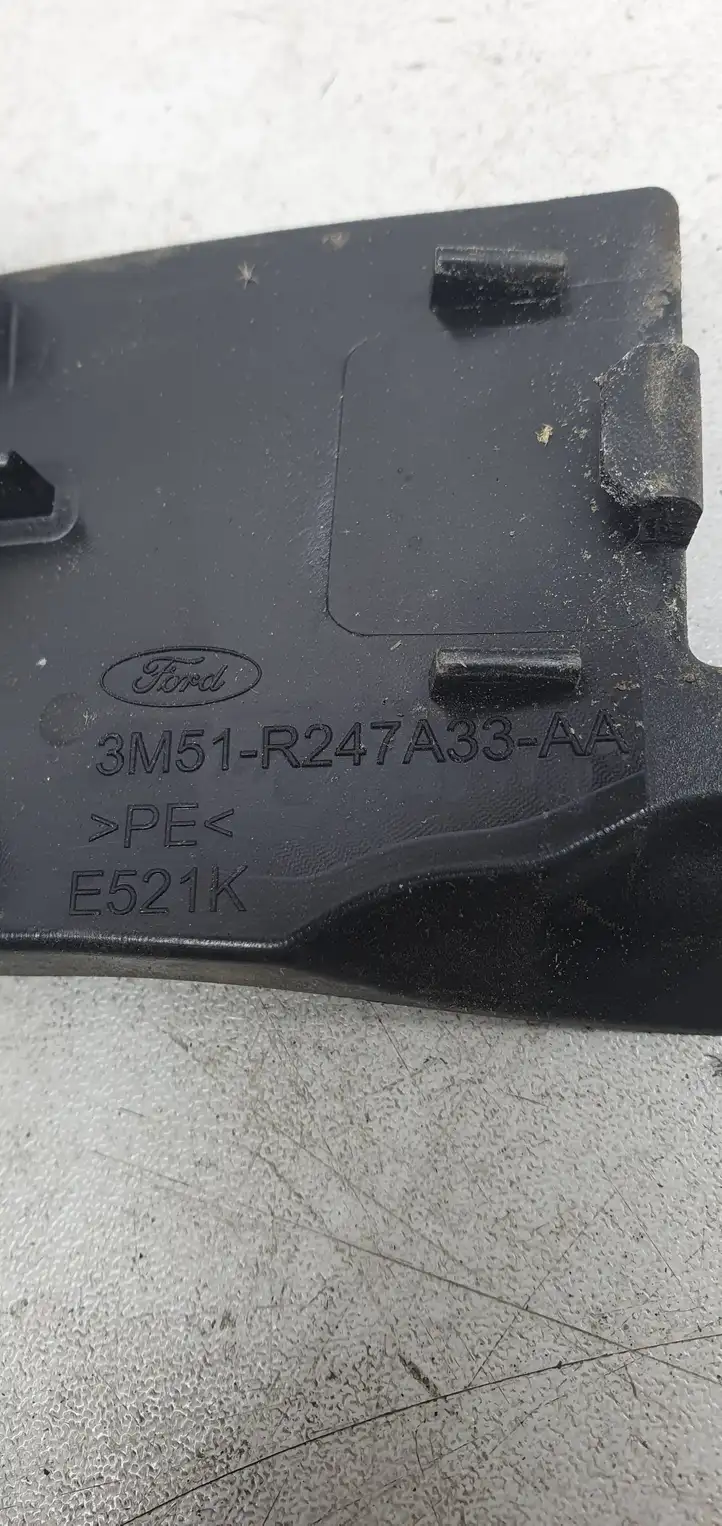 Ford Focus C-MAX (2003 - 2010) 3M51R266B31AC Прочие внешние детали — фото 1
