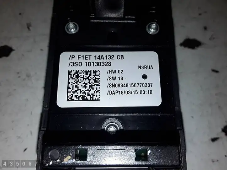 Ford Focus (2011 - 2015) F1ET14A132CB Блок кнопок стеклоподъемников — фото 3