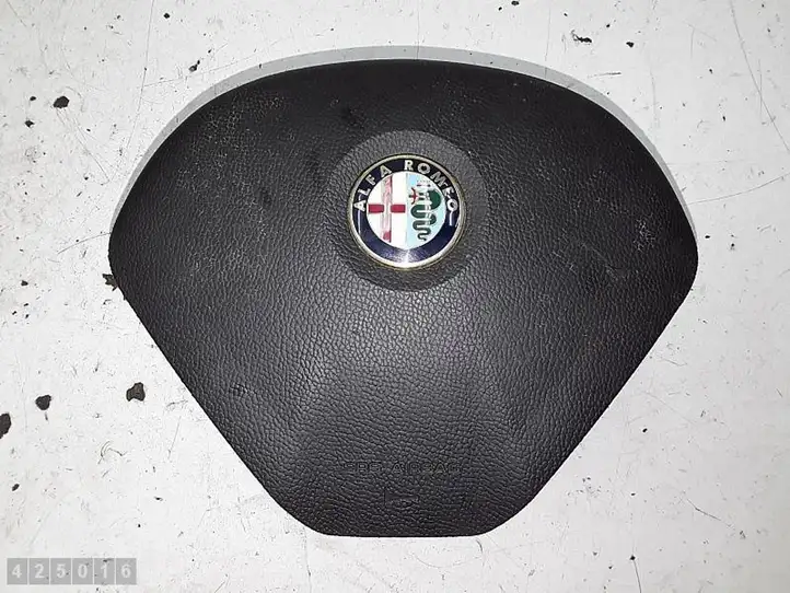 Alfa Romeo Giulietta (2010 - ) 01561068340 Подушка безопасности руля — фото 1