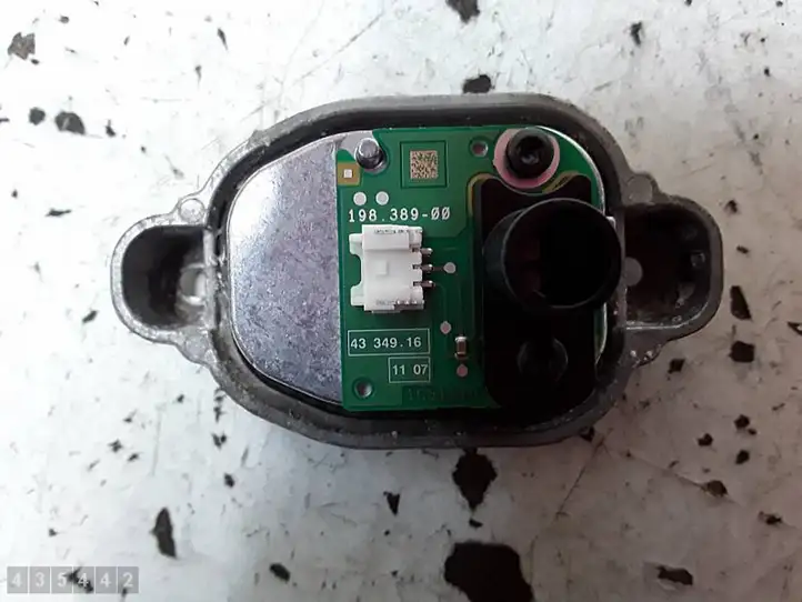 BMW 3 F30 F35 F31 (2012 - 2018) 20248400 LED модуль контроля — фото 3