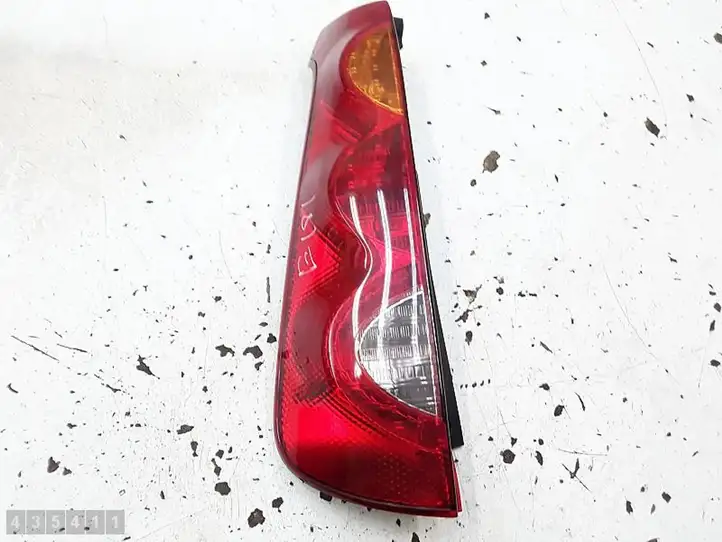 Nissan Note (E11) (2006 - 2014) 22016752 Задний фонарь в кузове — фото 1