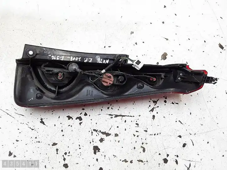 Nissan Note (E11) (2006 - 2014) 22016752 Задний фонарь в кузове — фото 5