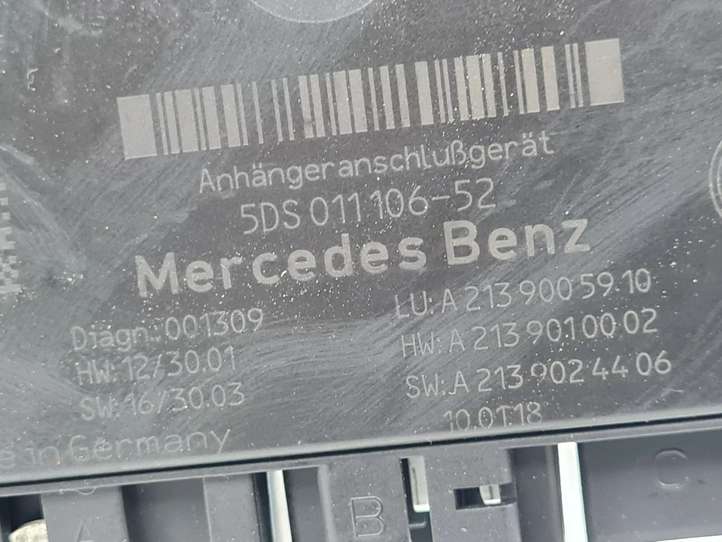 Mercedes-Benz CLS w257 (2018 - )  A2573100000 Комплект крюка