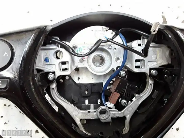 Toyota Aygo AB40 (2014 - 2018) 451000H060 Руль — фото 5