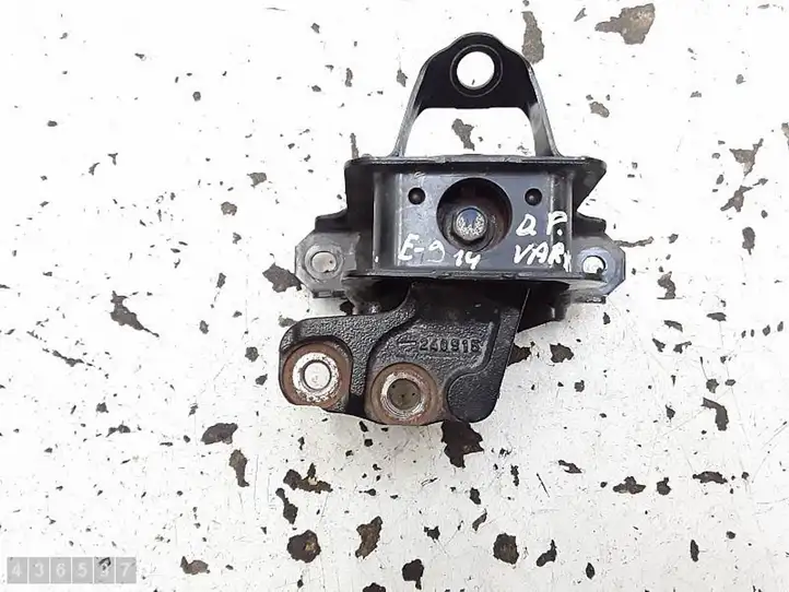 Toyota Aygo AB40 (2014 - 2018) 240915 Опора двигателя — фото 1
