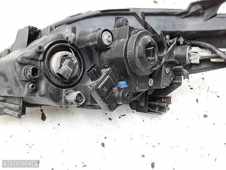 Mazda 3 I (2003 - 2006) P5115R Передняя фара — фото 8