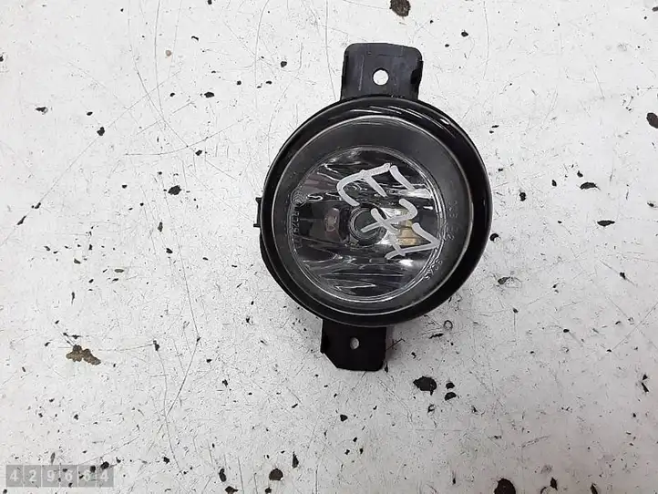 Nissan Juke I F15 (2010 - 2018) 261558992A Передняя противотуманная фара — фото 1