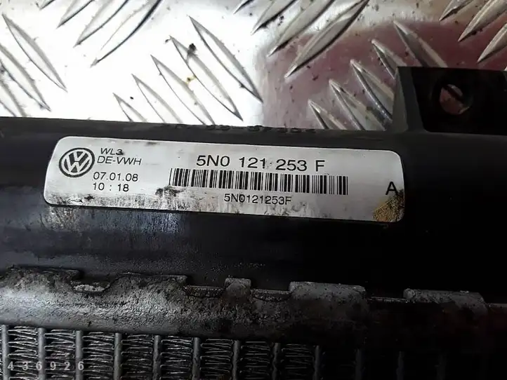 Volkswagen Tiguan (2007 - 2011) 5N0121253F Радиатор охлаждающей жидкости двигателя — фото 5