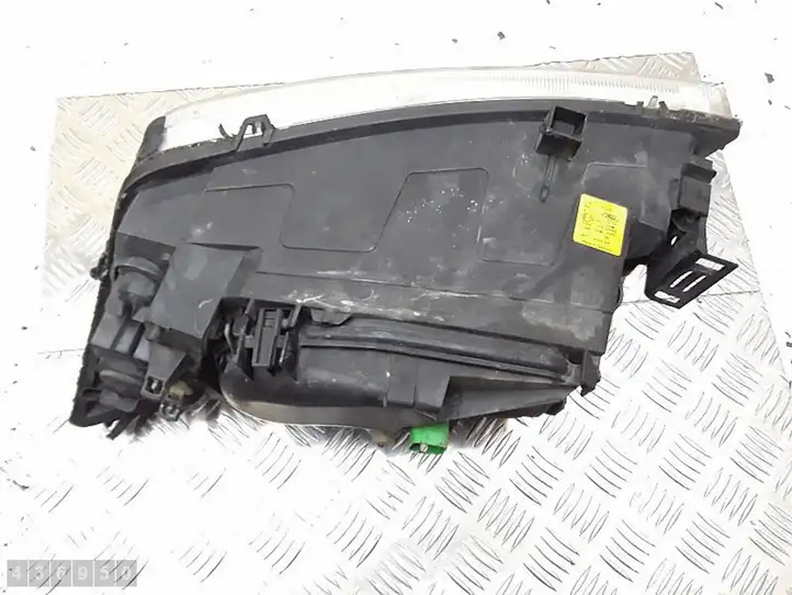 Ford Mondeo Mk III (2000 - 2007) 1S7113005AK Передняя фара — фото 6