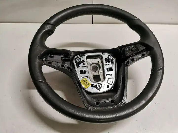 Buick Encore I (2012 - 2019) Руль — фото 1
