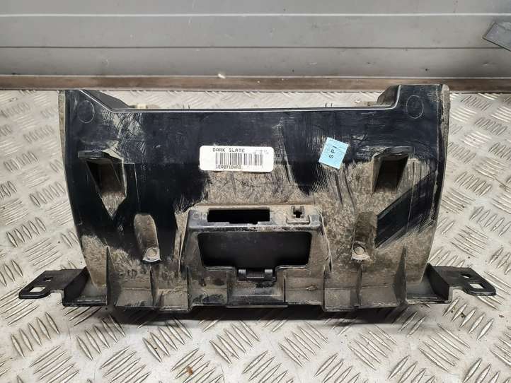 Dodge Ram (2008 - )  1EA971DVAI Держатель чашки