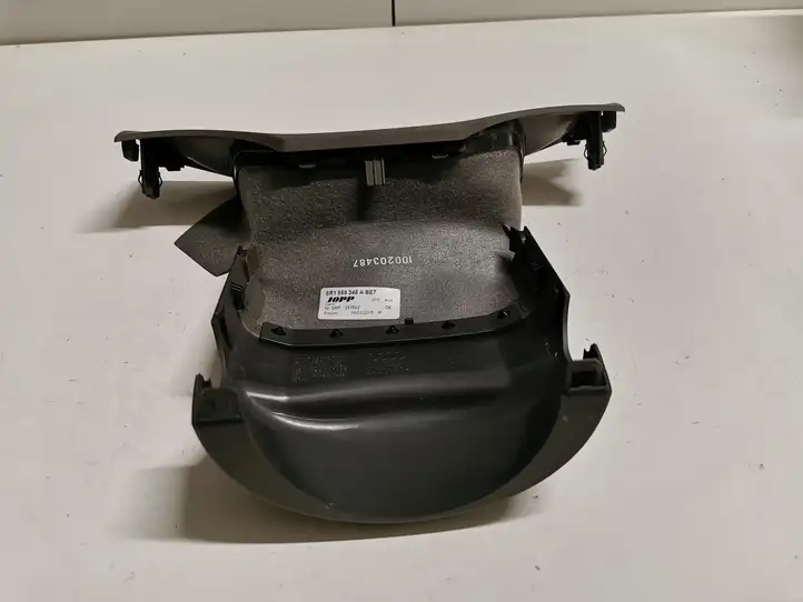 Audi Q5 SQ5 (2012 - 2017) 8R1858345A Обшивка рулевой колонки — фото 3