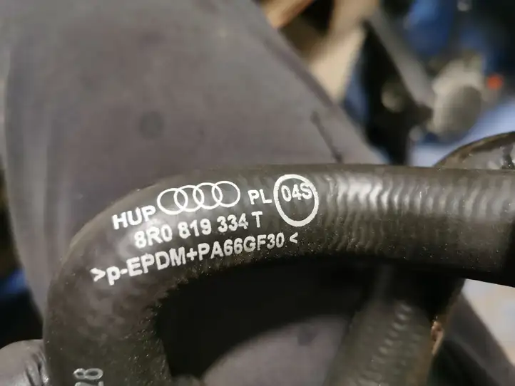 Audi Q5 SQ5 (2012 - 2017) 8R0819332C Шланги системы охлаждения — фото 5