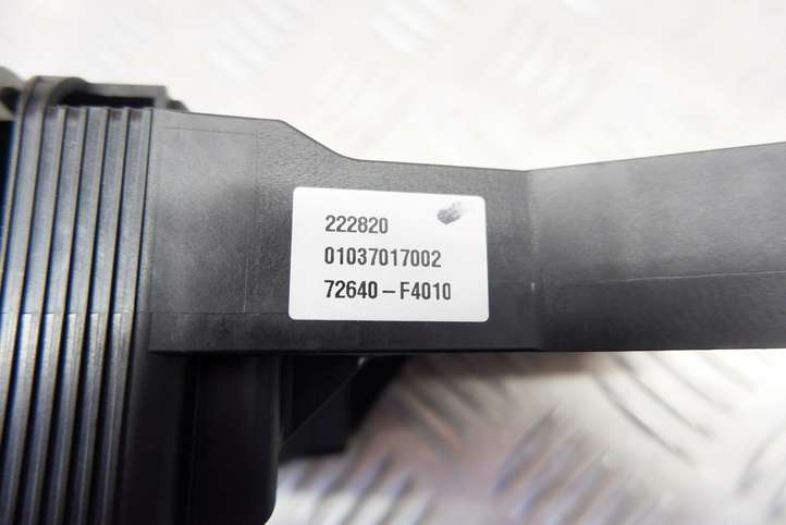Toyota Yaris XP210 (2020 - )  72640F4010 Ручка для отгибания опоры спинки сиденья