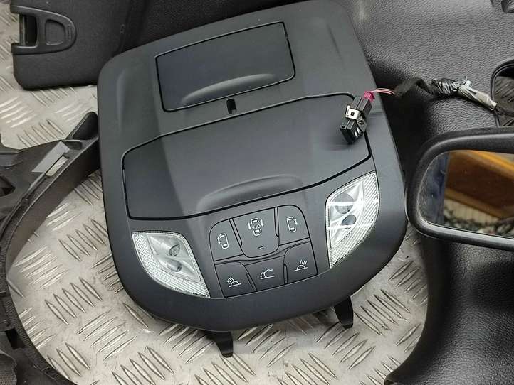 Chrysler Pacifica (2016 - )   Комплект потолка
