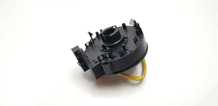 Toyota Corolla E120 E130 (2000 - 2004) 10400967830 Контактное кольцо SRS — фото 1
