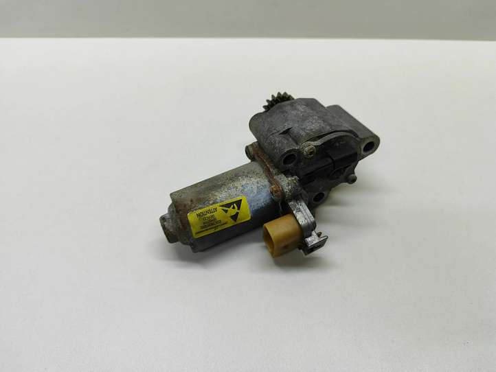 BMW 5 E60 E61 (2004 - 2010)  2710753707701 Моторчик раздатки редуктора